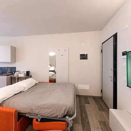 Residenza Cavour B Apartment Tirano